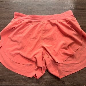 Lululemon Shorts Size 4